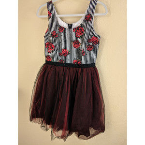 Modcloth Minuet Roses Red Black Tulle Dress